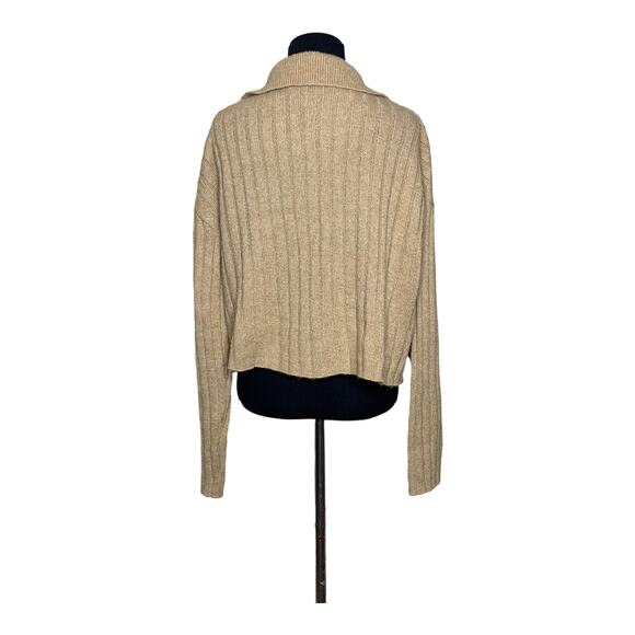 A new day beige buttoned long sleeves collared buttoned cardigan size Medium - Picture 7 of 8